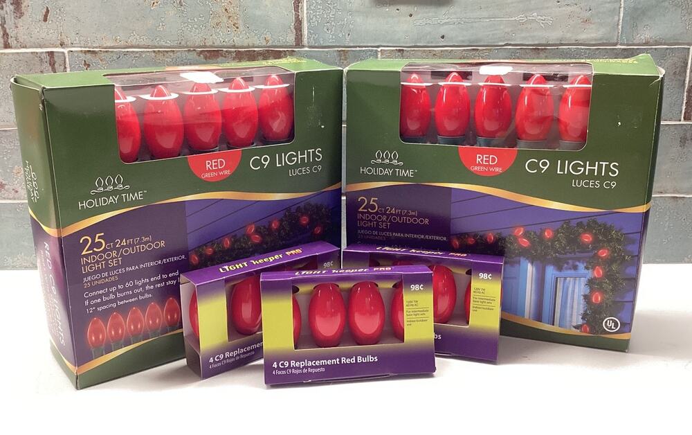 Vintage Indoor/outdoor Christmas lights 25ct 24ft RED NEW